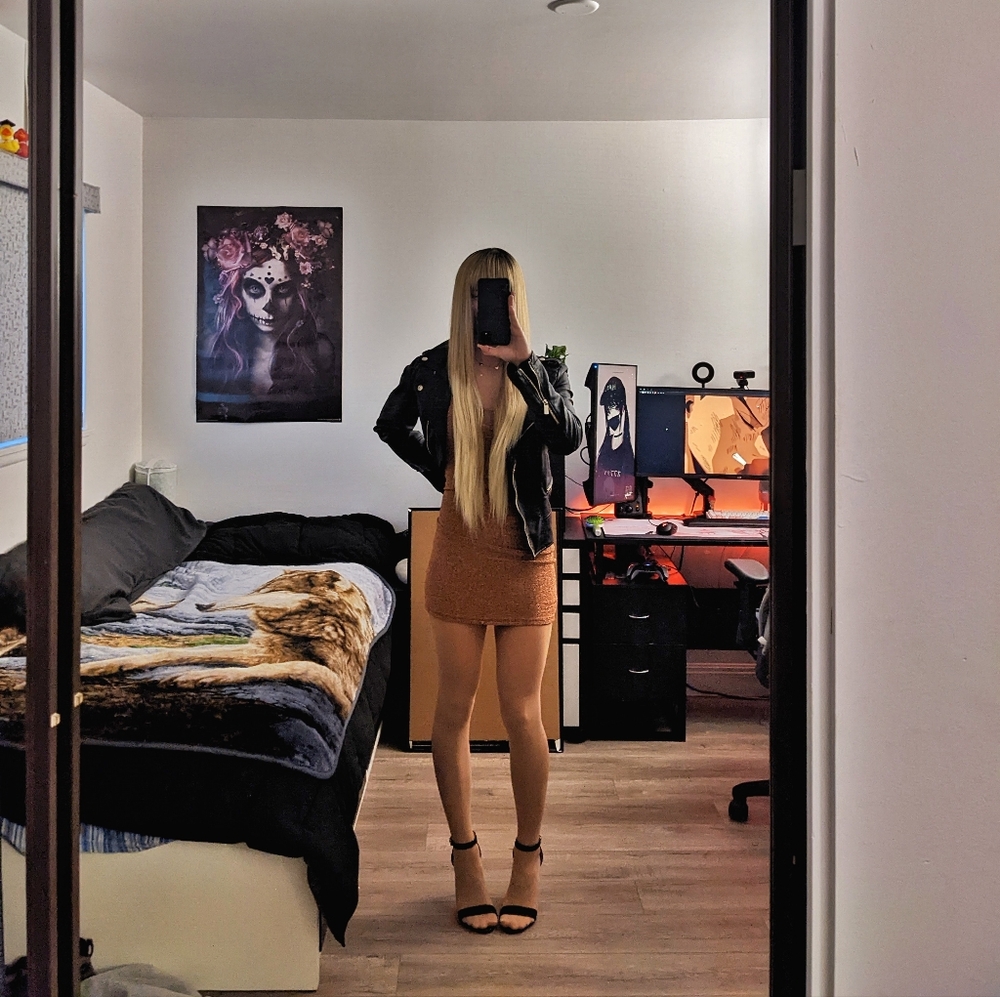 Bodycon Rust Dress - Picture 3 of 5